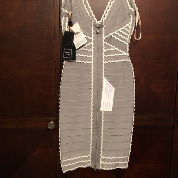NWT Herve Leger Kenna Scalloped Bandage Dress-xs - Picture 5 of 8